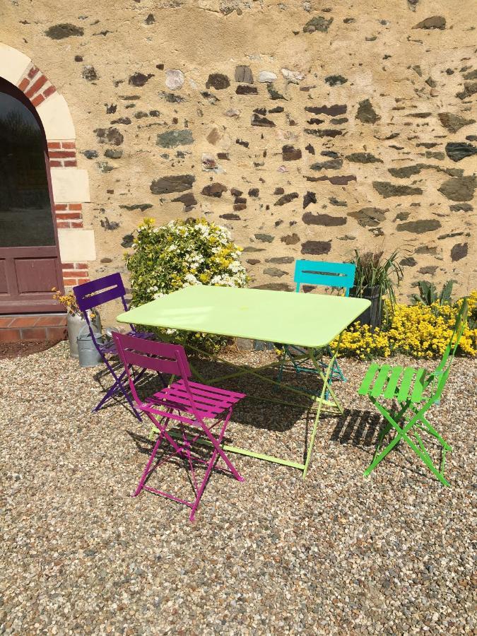 Ecrin De Verdure Sainte-Suzanne  Экстерьер фото